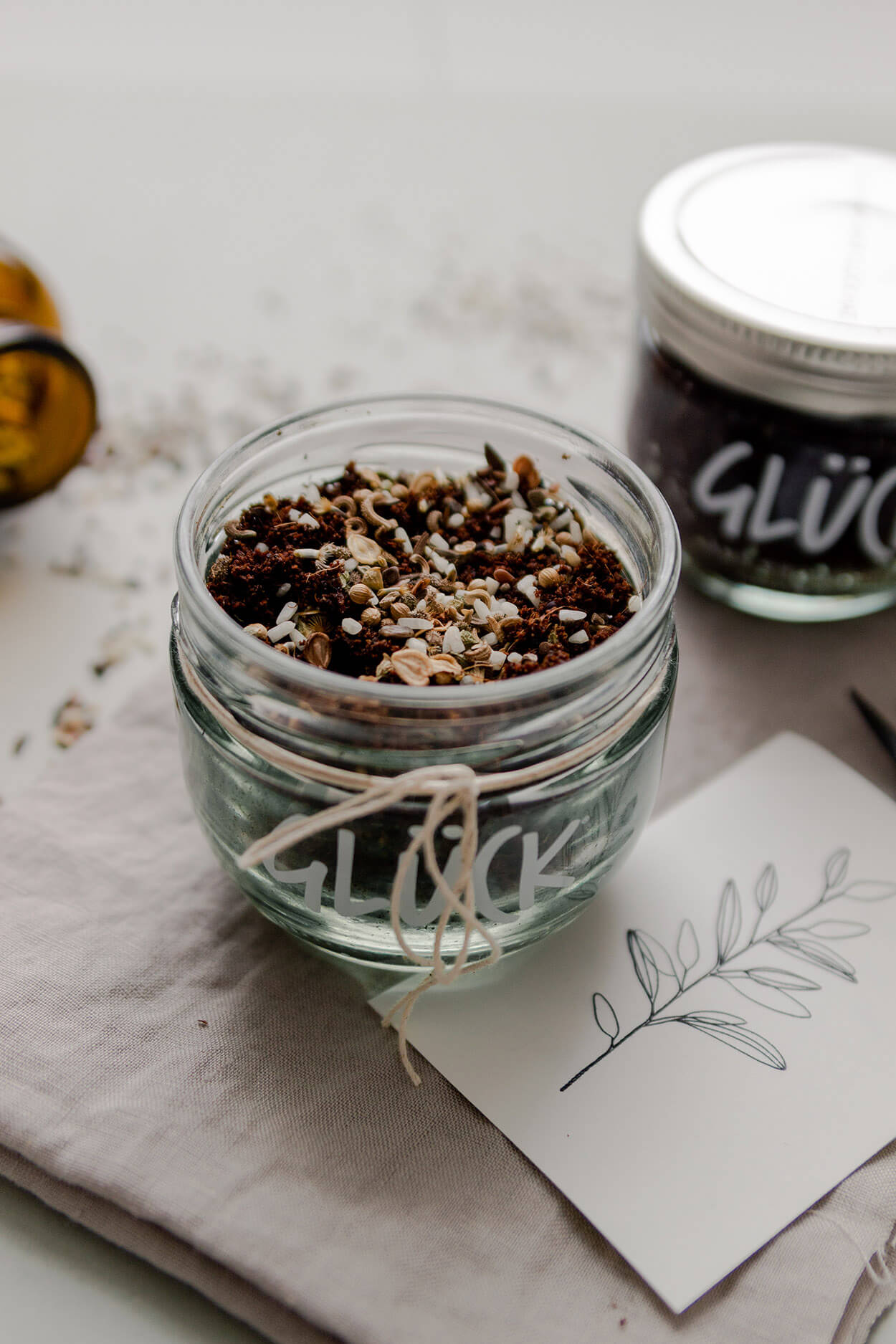 Alva & Ida - Blog: DIY, Nachhaltigkeit, Slow Living, Natur, Pflanzen im Glas verschenken